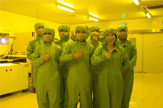 鑫海森萬(wàn)級(jí)無(wú)塵車(chē)間 鑫海森萬(wàn)級(jí)無(wú)塵車(chē)間